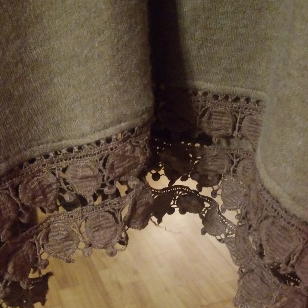 Long Sleeve Top - Picture 3 of 3